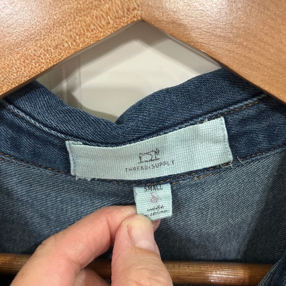 EUC Thread & Supply Blue Button Down Boxy shirt, denim tencel. Size S. Runs big - Picture 3 of 6